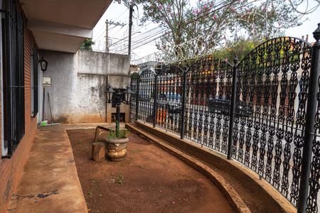 Casa à venda com 162m², 4 quartos e 2 vagasÁrea Externa