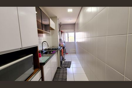 Apartamento à venda com 66m², 2 quartos e 1 vaga Apartamento à venda com 66m², 2 quartos e 1 vagaCozinha e Área de Serviço