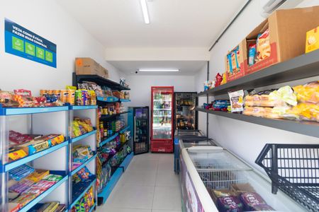 Apartamento para alugar com 43m², 2 quartos e 1 vagaÁrea comum - Mini Mercado