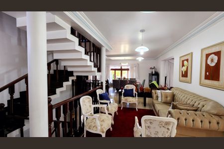 Casa de condomínio à venda com 540m², 6 quartos e 6 vagas Casa de condomínio à venda com 540m², 6 quartos e 6 vagasSala