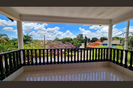 Casa de condomínio à venda com 540m², 6 quartos e 6 vagas Casa de condomínio à venda com 540m², 6 quartos e 6 vagasVaranda