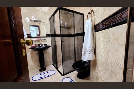 Casa de condomínio à venda com 540m², 6 quartos e 6 vagas Casa de condomínio à venda com 540m², 6 quartos e 6 vagasBanheiro 2