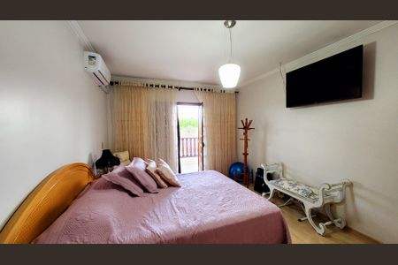Casa de condomínio à venda com 540m², 6 quartos e 6 vagas Casa de condomínio à venda com 540m², 6 quartos e 6 vagasQuarto 5 - Suíte
