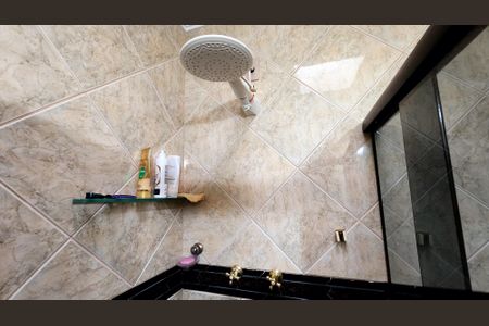 Casa de condomínio à venda com 540m², 6 quartos e 6 vagas Casa de condomínio à venda com 540m², 6 quartos e 6 vagasBanheiro 2