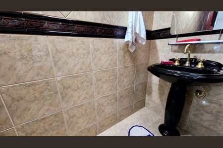 Casa de condomínio à venda com 540m², 6 quartos e 6 vagas Casa de condomínio à venda com 540m², 6 quartos e 6 vagasBanheiro 2