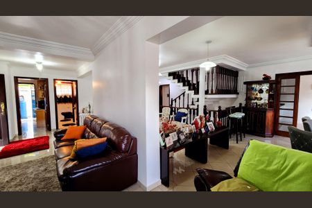 Casa de condomínio à venda com 540m², 6 quartos e 6 vagas Casa de condomínio à venda com 540m², 6 quartos e 6 vagasSala