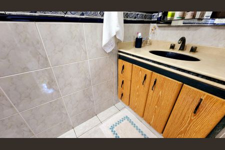 Casa de condomínio à venda com 540m², 6 quartos e 6 vagas Casa de condomínio à venda com 540m², 6 quartos e 6 vagasBanheiro do Quarto 3