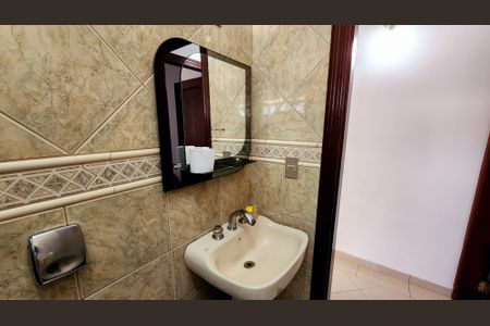 Casa de condomínio à venda com 540m², 6 quartos e 6 vagas Casa de condomínio à venda com 540m², 6 quartos e 6 vagasBanheiro