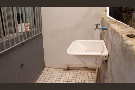 Casa para alugar com 40m², 1 quarto e sem vagaÁrea de serviço