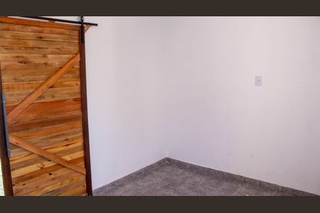 Casa para alugar com 40m², 1 quarto e sem vagaQuarto