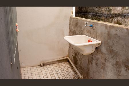 Casa para alugar com 40m², 1 quarto e sem vagaÁrea de serviço