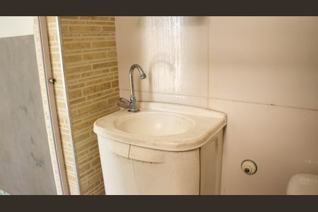 Casa para alugar com 40m², 1 quarto e sem vagaBanheiro