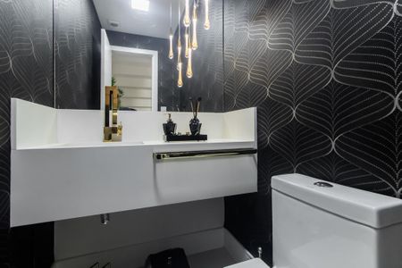 Casa à venda com 290m², 3 quartos e 4 vagasLavabo