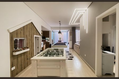 Casa à venda com 290m², 3 quartos e 4 vagasÁrea comum - Jogos