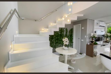 Casa à venda com 290m², 3 quartos e 4 vagasEscada