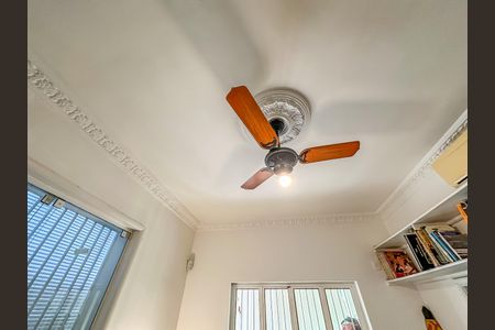 Apartamento à venda com 122m², 4 quartos e sem vagaSala