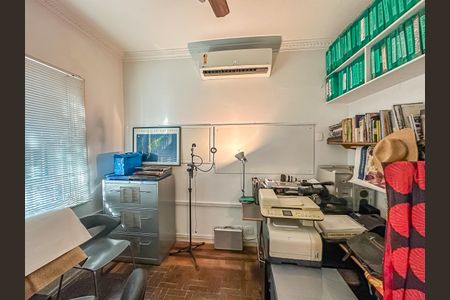 Apartamento à venda com 122m², 4 quartos e sem vagaQuarto 1