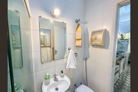 Apartamento à venda com 122m², 4 quartos e sem vagaBanheiro Social