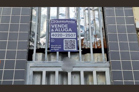 Apartamento para alugar com 38m², 2 quartos e sem vagaFachada Placa ymav 666