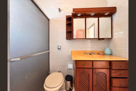 Casa para alugar com 100m², 2 quartos e 2 vagasBanheiro