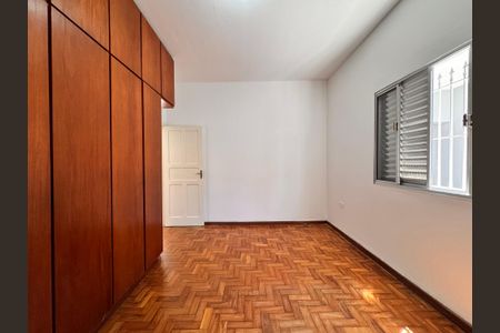 Casa para alugar com 100m², 2 quartos e 2 vagasQuarto 1