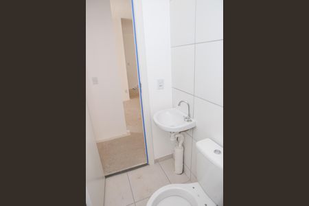 Apartamento para alugar com 45m², 2 quartos e sem vaga Apartamento para alugar com 45m², 2 quartos e sem vagaBanheiro