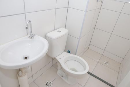 Apartamento para alugar com 45m², 2 quartos e sem vaga Apartamento para alugar com 45m², 2 quartos e sem vagaBanheiro