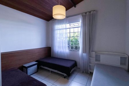 Casa à venda com 5200m², 5 quartos e 6 vagasQuarto 2