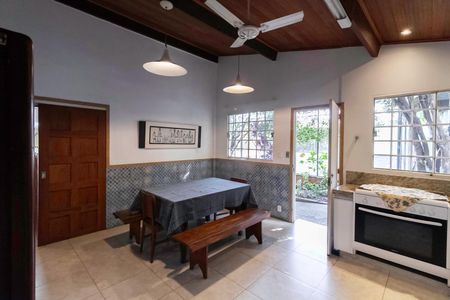 Casa à venda com 5200m², 5 quartos e 6 vagasCozinha