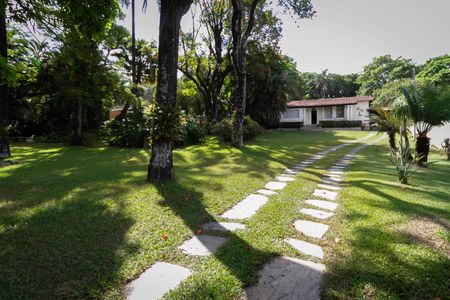 Casa à venda com 5200m², 5 quartos e 6 vagasEntrada