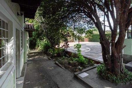 Casa à venda com 5200m², 5 quartos e 6 vagasQuintal