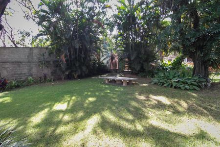 Casa à venda com 5200m², 5 quartos e 6 vagasQuintal