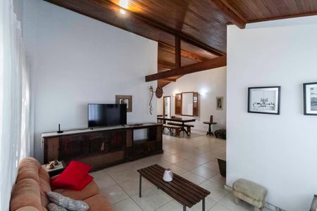 Casa à venda com 5200m², 5 quartos e 6 vagasSala