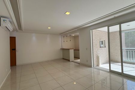 Apartamento à venda com 116m², 3 quartos e 2 vagasSala