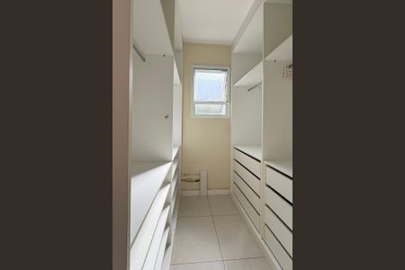 Apartamento à venda com 116m², 3 quartos e 2 vagasCloset da suíte 1