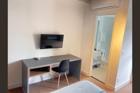Apartamento à venda com 30m², 1 quarto e sem vaga Apartamento à venda com 30m², 1 quarto e sem vagaQuarto