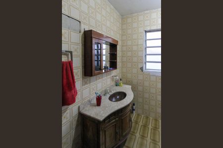 Casa à venda com 233m², 7 quartos e 8 vagasBanheiro 02