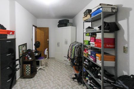 Casa à venda com 233m², 7 quartos e 8 vagasQuarto casa 02