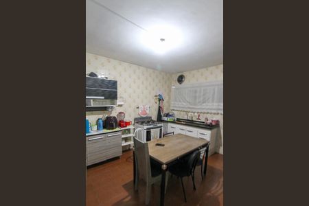 Casa à venda com 233m², 7 quartos e 8 vagasCozinha