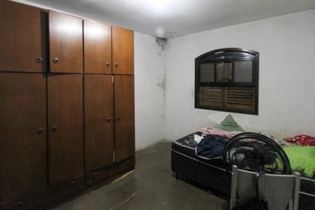 Casa à venda com 233m², 7 quartos e 8 vagasQuarto 05