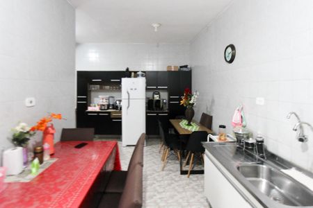 Casa à venda com 233m², 7 quartos e 8 vagasCozinha casa 02