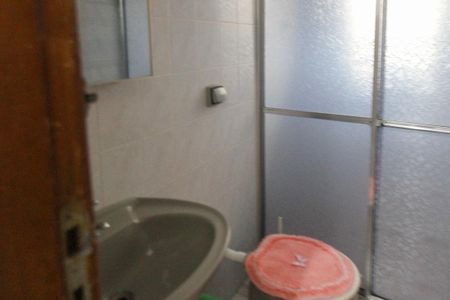 Casa à venda com 233m², 7 quartos e 8 vagasBanheiro casa 02