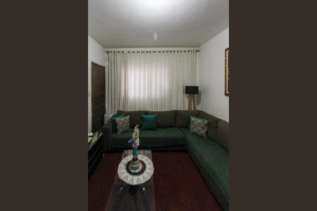 Casa à venda com 233m², 7 quartos e 8 vagasSala casa 02