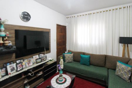 Casa à venda com 233m², 7 quartos e 8 vagasSala casa 02