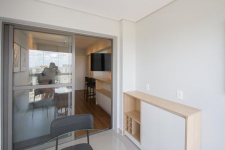 Apartamento para alugar com 50m², 1 quarto e 1 vagaVaranda