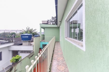 Casa para alugar com 120m², 2 quartos e 2 vagas Casa para alugar com 120m², 2 quartos e 2 vagasVaranda