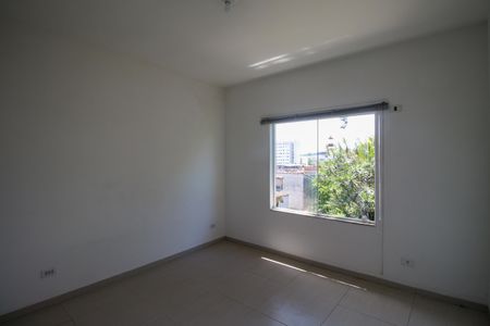 Casa para alugar com 120m², 3 quartos e 2 vagasQuarto 2