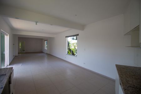 Casa para alugar com 120m², 3 quartos e 2 vagasCozinha