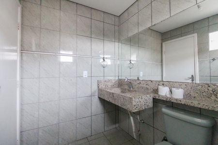 Casa para alugar com 120m², 2 quartos e 2 vagas Casa para alugar com 120m², 2 quartos e 2 vagasBanheiro