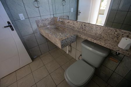 Casa para alugar com 120m², 3 quartos e 2 vagasBanheiro